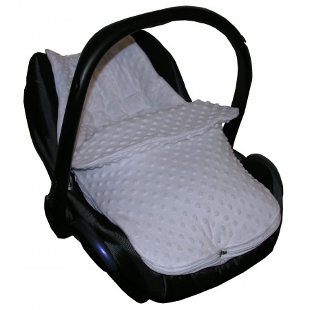 White Cuddlesoft Dimple Fleece Padded Car Seat Footmuff Designed to fit Group 0 Car Seats. Lovely Warm Cosy Toes by Jillyraff